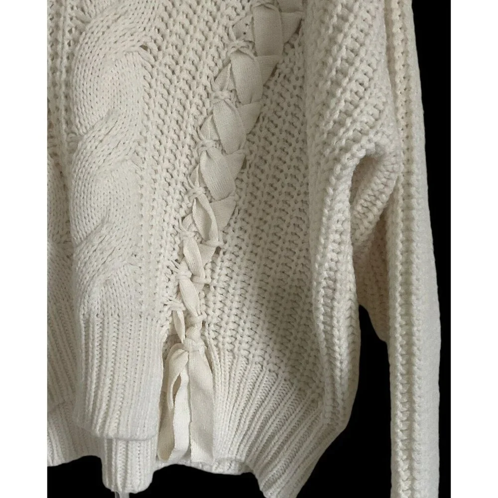 Ultra Flirt XL Woman’s Ivory V-Neck Cable Acrylic‎ Sweater Style RS617401